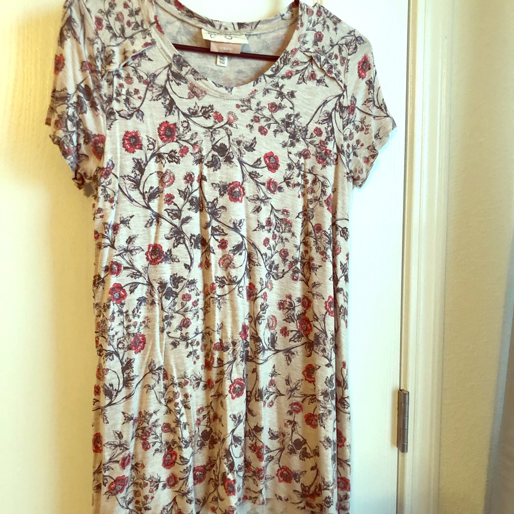 Jessica Simpson Maternity/Nursing Top